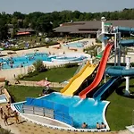 8513 - Rozsi Vendeghaz *
