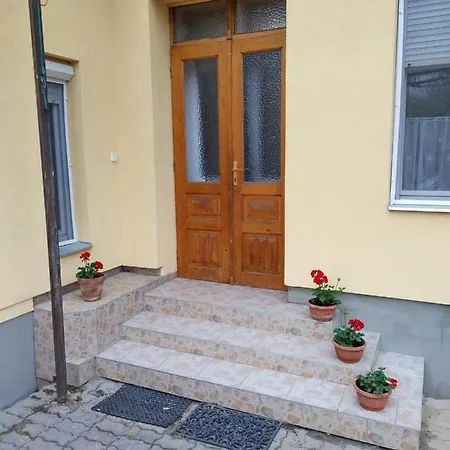 Apartment 8513 - Rozsi Vendeghaz Mihalyhaza