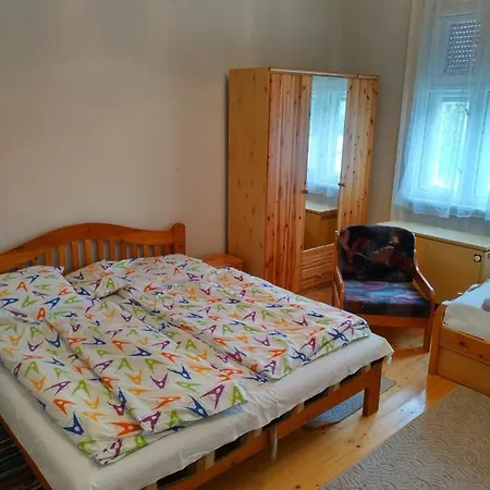 8513 - Rozsi Vendeghaz Apartment
